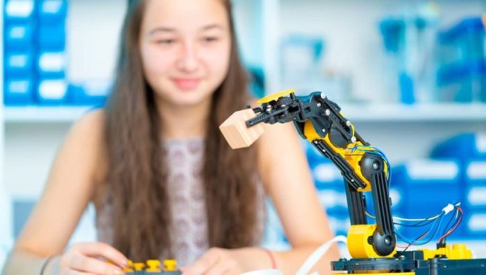 What Are The Benefits Of Robotics In Education